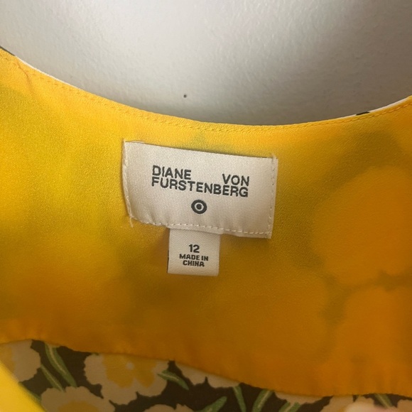 Diane von Furstenberg for Target 90s Shift Yellow Poppy Mini Dress Women's Sz 12 - Picture 4 of 7